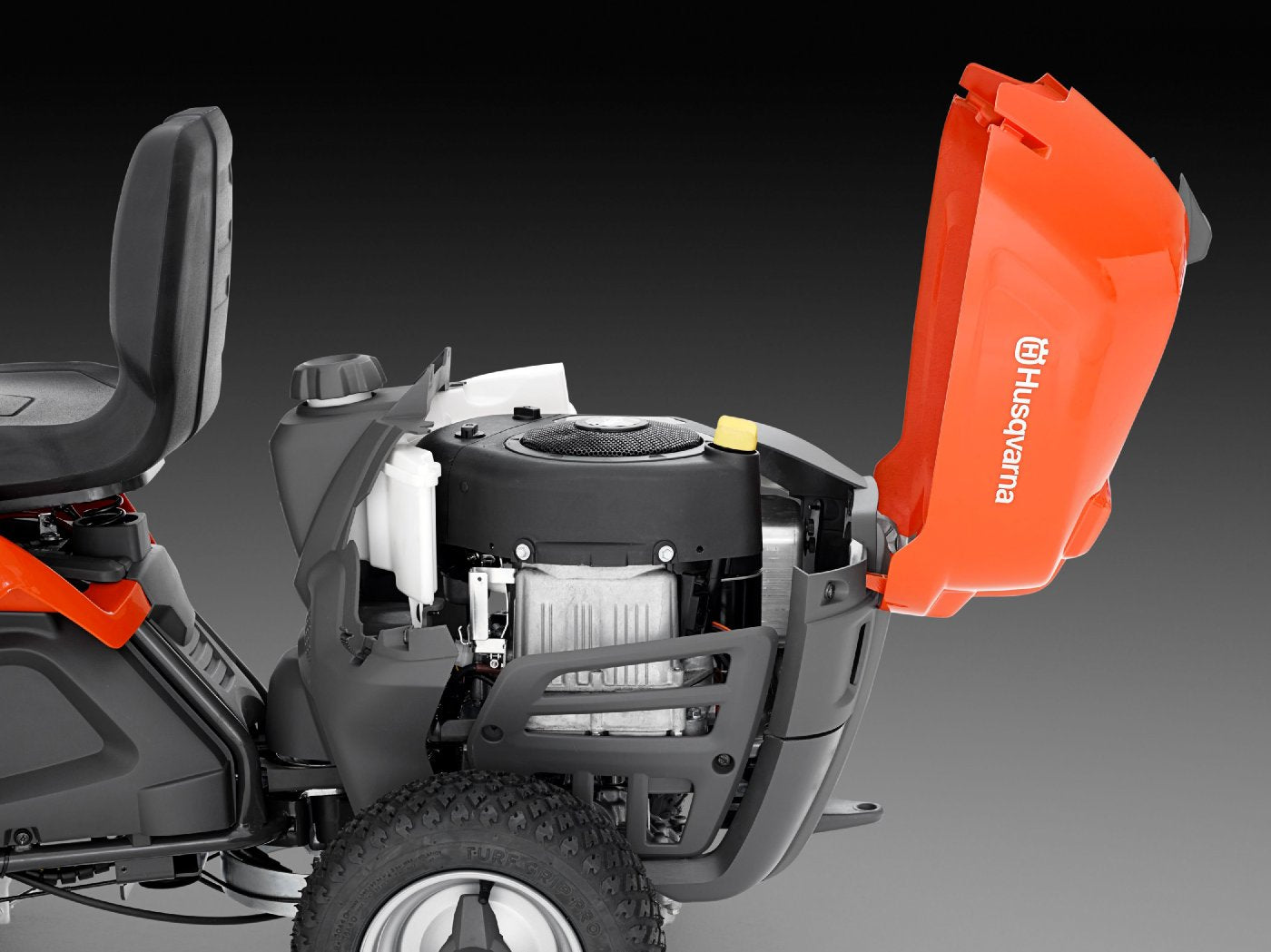 Husqvarna Frontmäher R 112C mit Mähdeck Combi 85