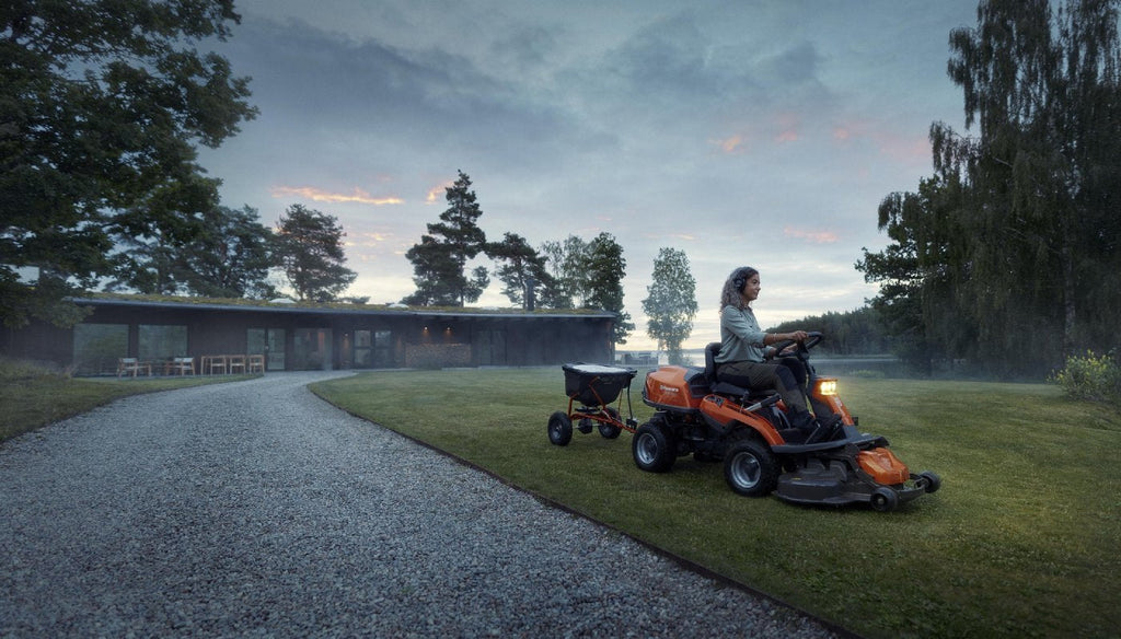 Husqvarna Profi-Frontmäher R 216T AWD - Grundgerät ohne Mähwerk