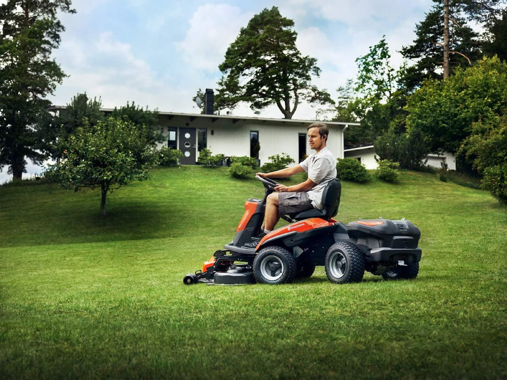 Husqvarna Akku-Frontmäher Rider 200iX - Grundgerät ohne ohne Mähwerk, ohne Ladegerät